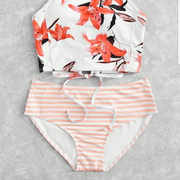 Deleting Today Floral Strappy High Neck Bikini Set - Picture 6 of 6